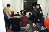 退休工人怎么讨债务的钱